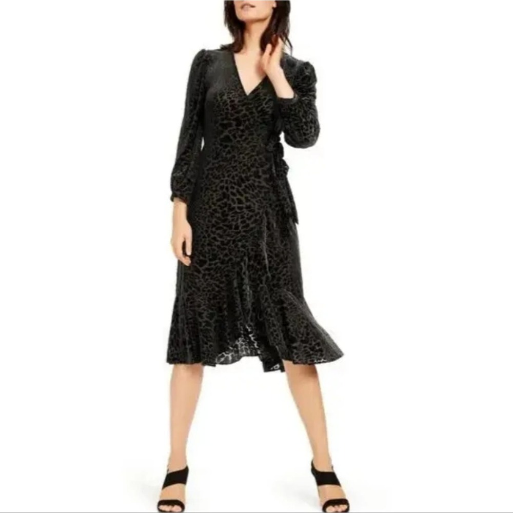 Calvin Klein BLACK Burn Out Velvet Fit & Flare Surplice Dress‎ size 4 Small New!